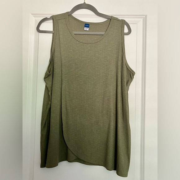 Old Navy Tops - EUC Old Navy Olive Green Maternity/Nursing Top (L)